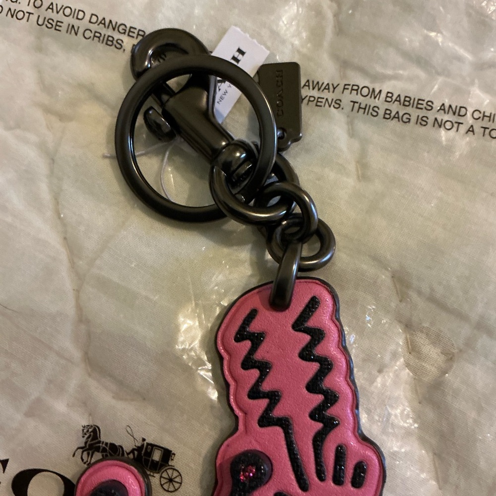 Coach X Keith Haring Robot Bag Charm Rare - Picture 13 of 14